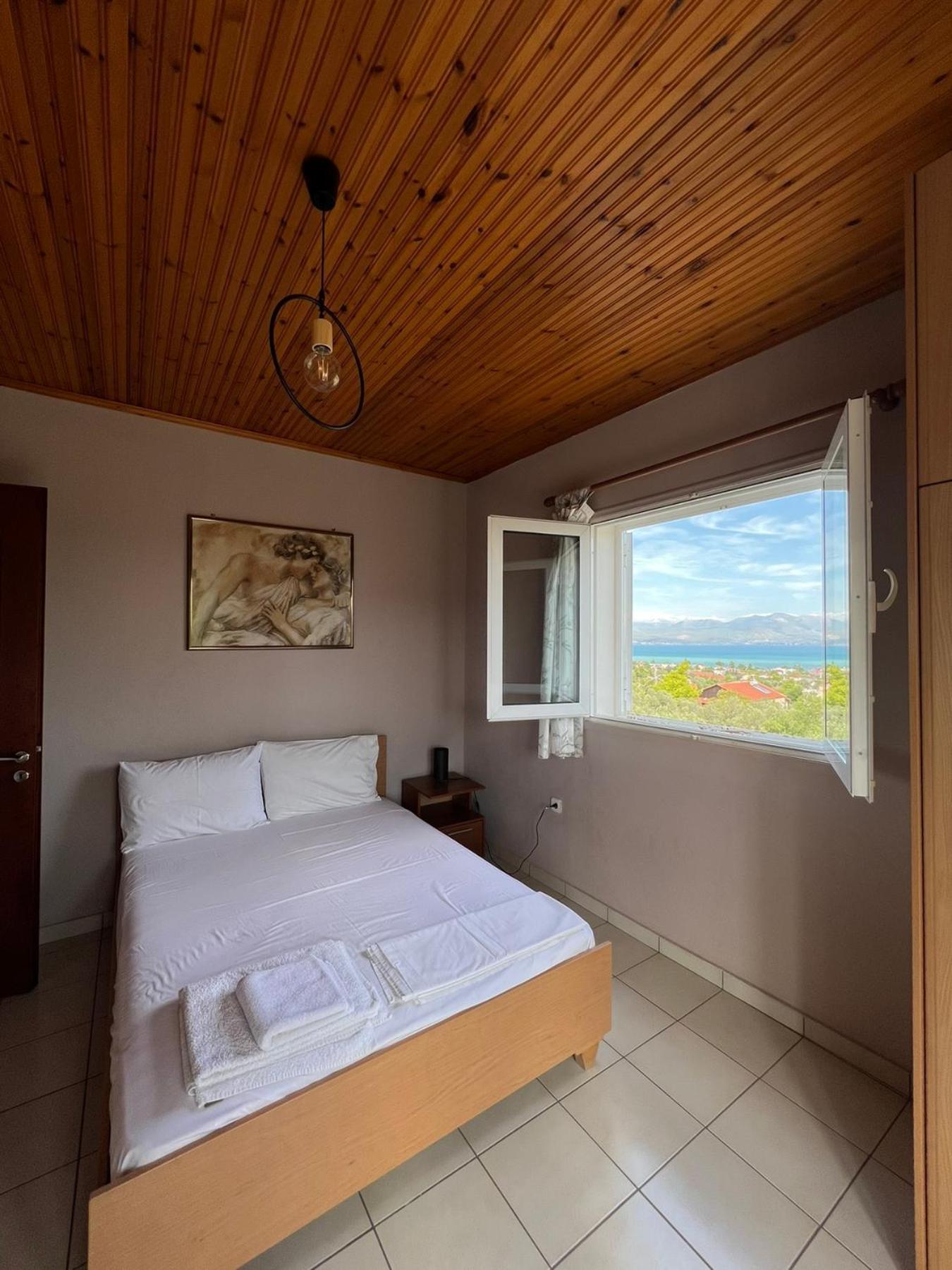 Вилла Xenia'S Seaview House Paralia Avlidhos Экстерьер фото